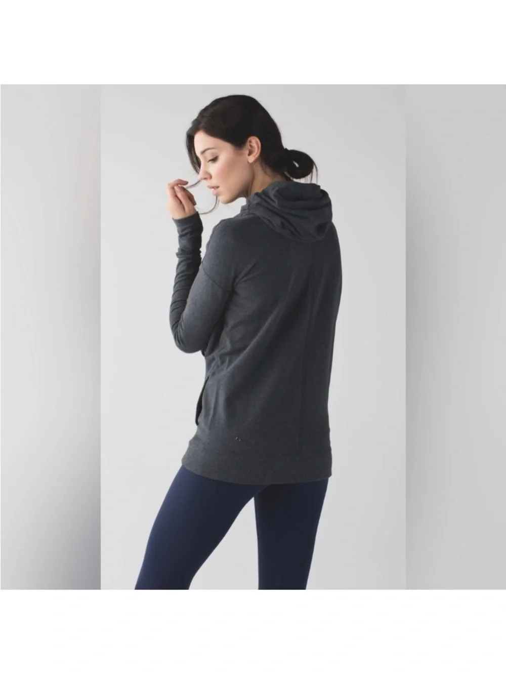 Lululemon Womens Stress Less Hoodie Heathered Dark Gray - Picture 11 of 16